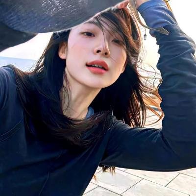 闺蜜眼睁睁看我被京圈太子宠上天